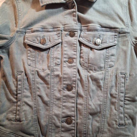 GUESS Women's Distressed Ladies Army Green Small Denim Jacket -   Never Worn - Picture 7 of 14